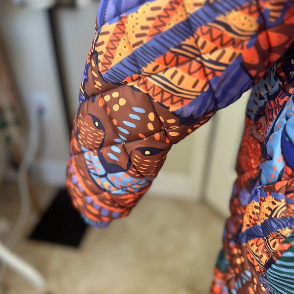 Farm Rio NWT SZ XL Blue Cool Leopard Long Reversible puffer Coat Tropical Cozy - Picture 9 of 16